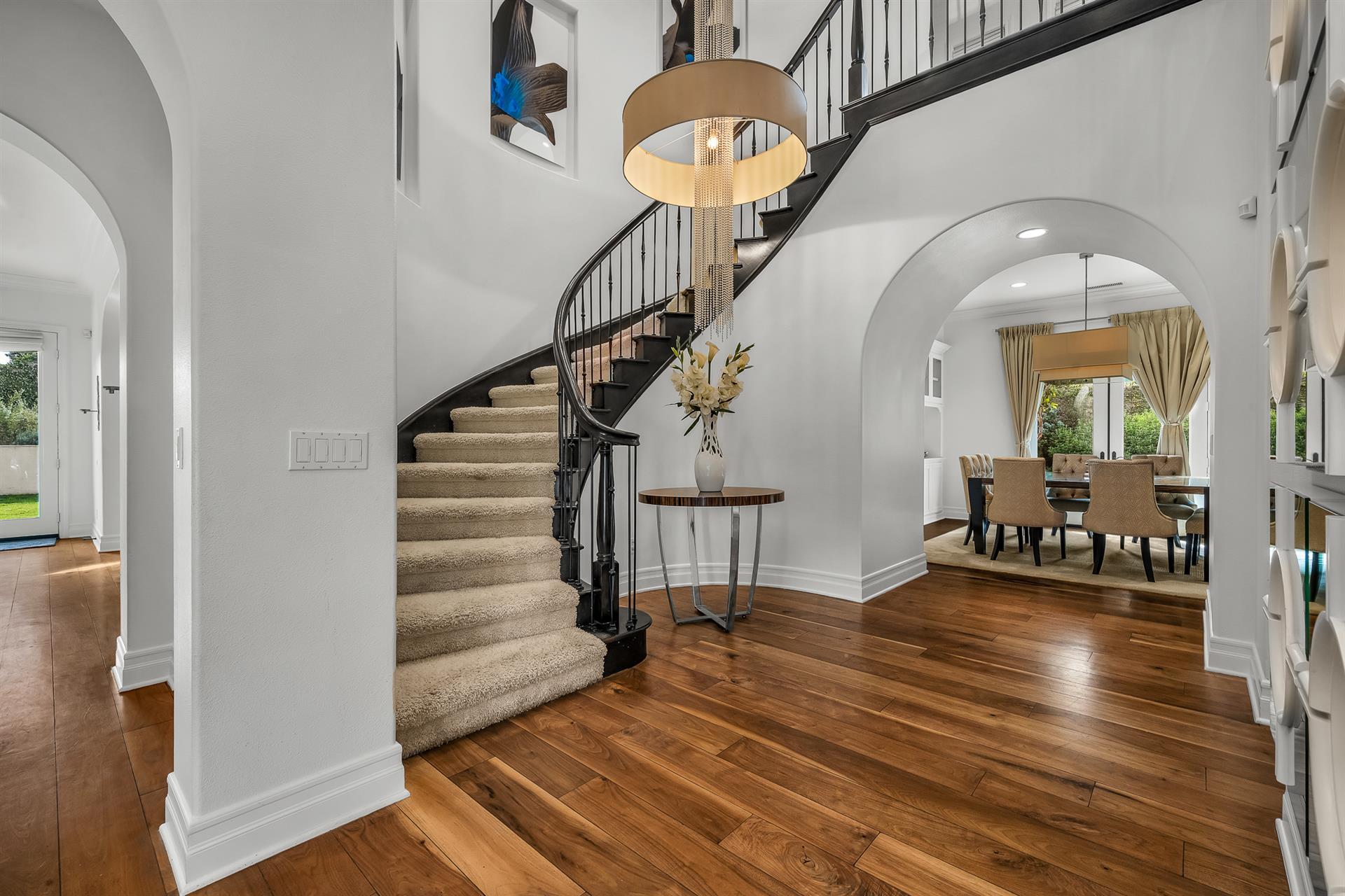 Building Photo - 8001 Ocean Bluff Dr