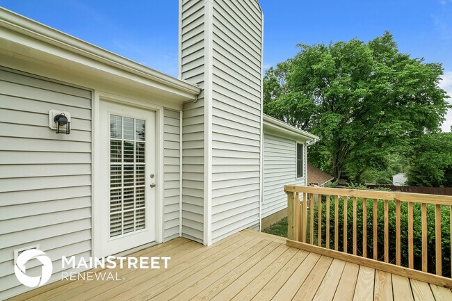 Building Photo - 10714 English Oak Ct