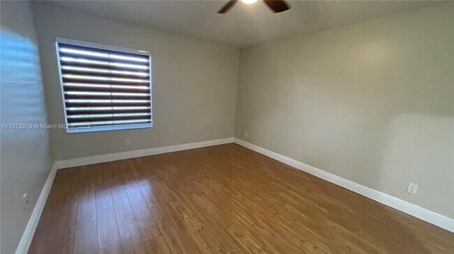 Building Photo - 6952 SW 148 Ln