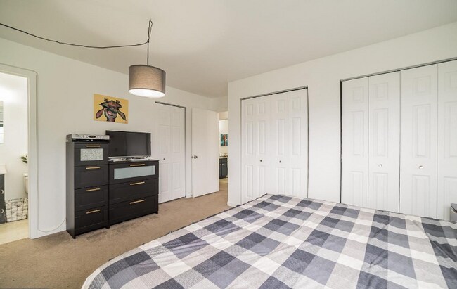 Building Photo - 6607 Rapid Water Way