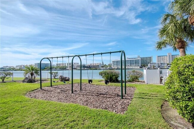 Building Photo - 10351 Regal Dr