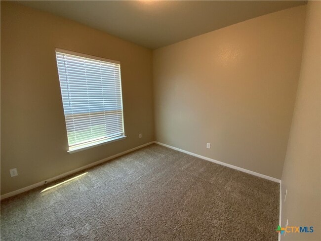 Building Photo - 1407 Chalice Dr