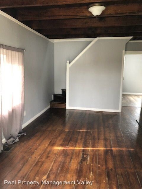 Building Photo - 3 br, 2 bath House - 222 Chestnut Street