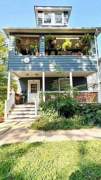 Building Photo - 217 N 4th Ave