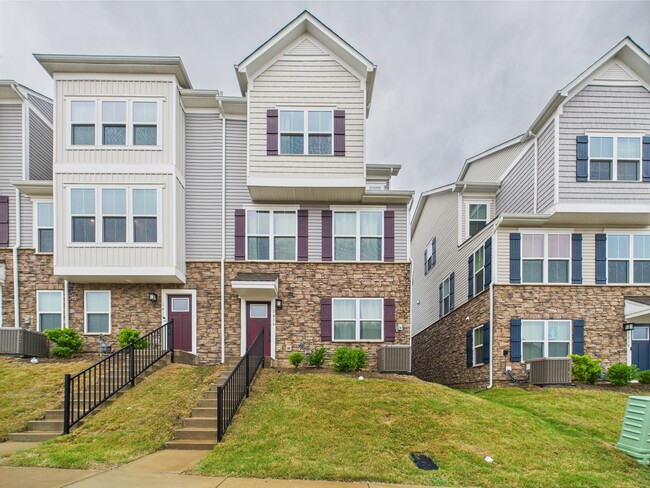 Primary Photo - 1416 Bridgeford Dr NW