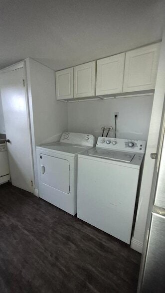 Building Photo - 9924 Sweepstakes Ln