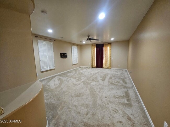 Building Photo - 3216 S Cottonwood Dr