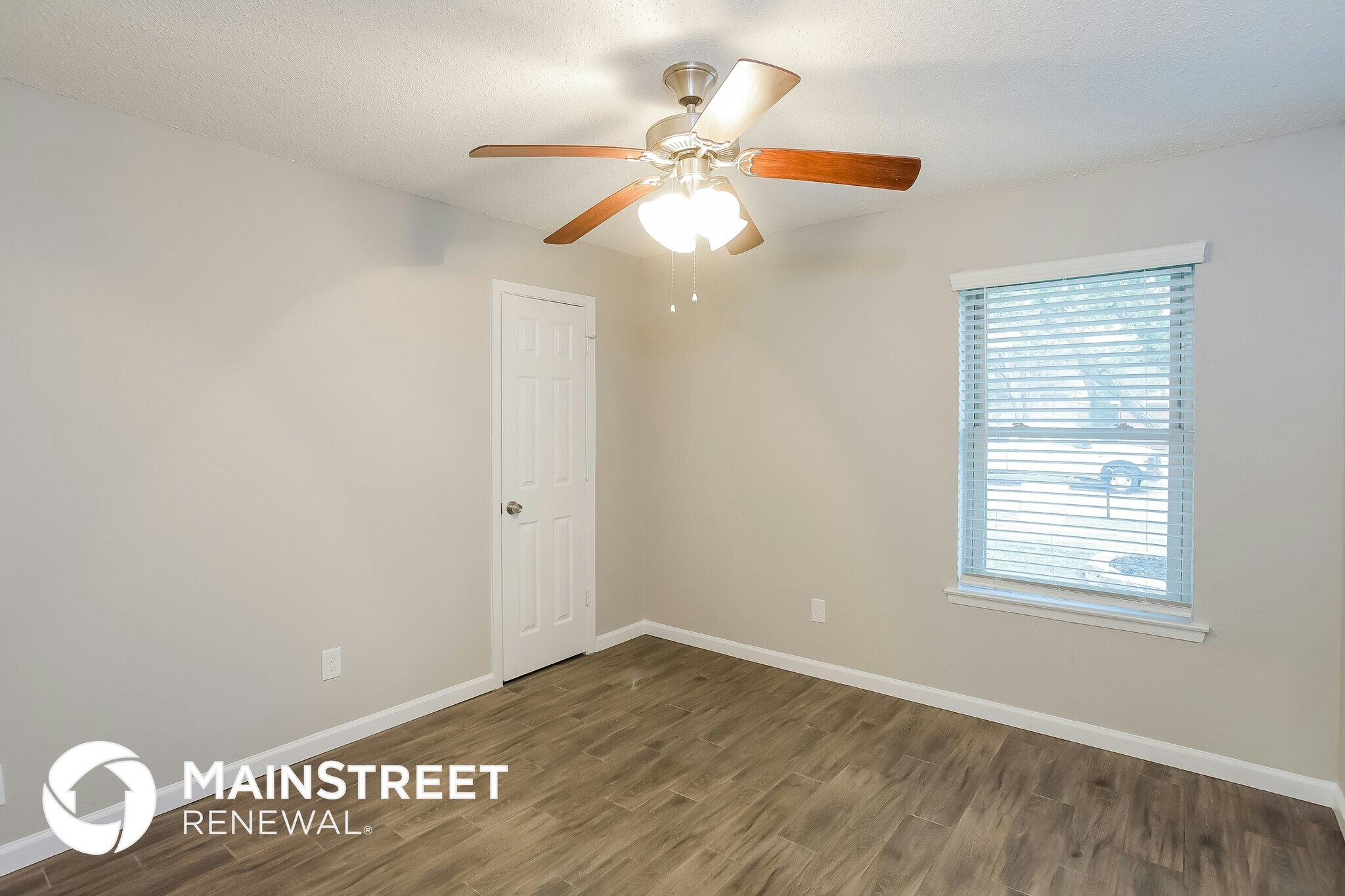 Building Photo - 1427 Caladium Dr