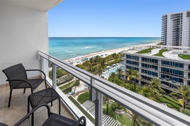 Building Photo - 6801 Collins Ave