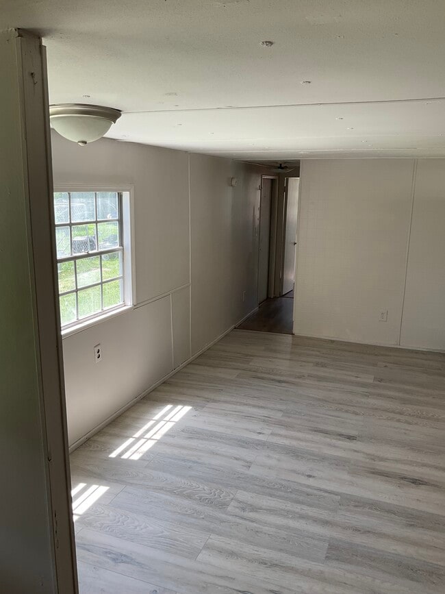 Building Photo - 1477 33rd St NW