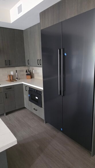 Kitchen - 80 W Main St