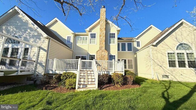 Building Photo - 19913 Naples Lakes Terrace