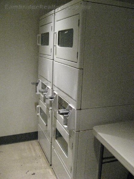 Building Photo - 105 E Berkeley St