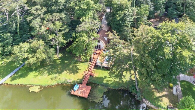 Building Photo - 1645 Tallavana Trail