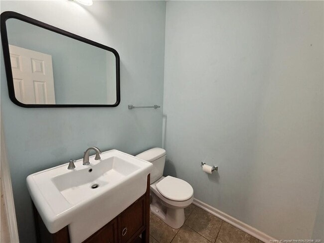 Building Photo - 825 Running Horse Ln