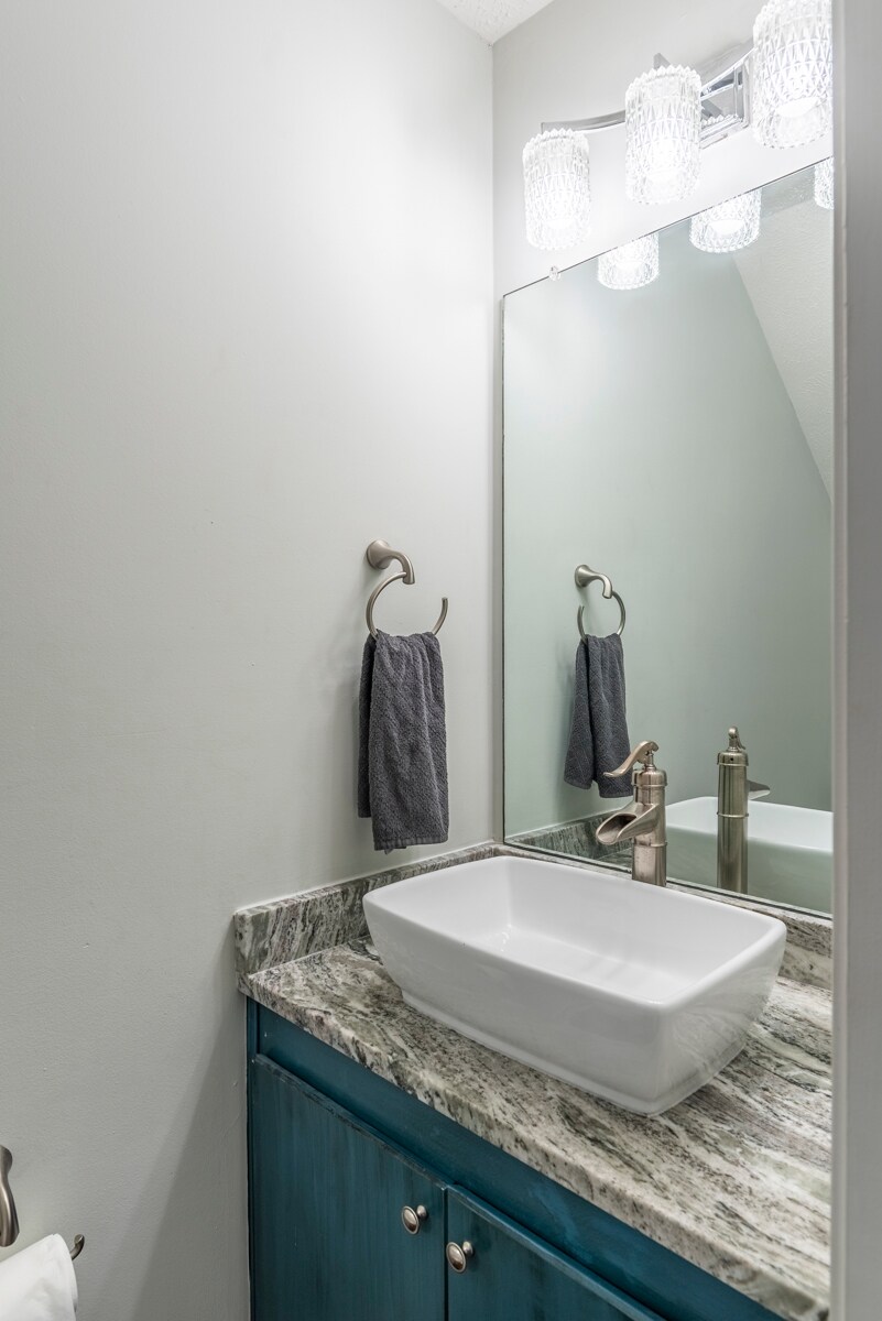 Unfurnished Unit - Half Bath (Downstairs) - 1255 Louisville St