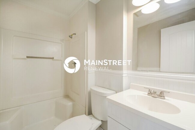 Building Photo - 3 Bedroom Pet-Friendly Home in ST CHARLES, MO with Main Street Renewal