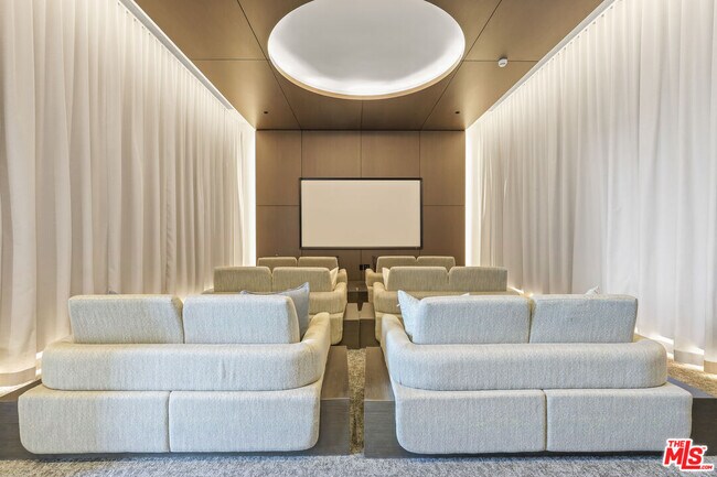 Building Photo - 889 Francisco St