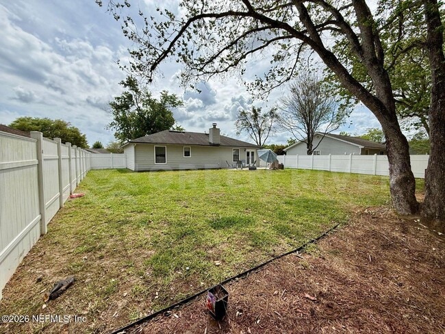 Building Photo - 7541 Allspice Cir N