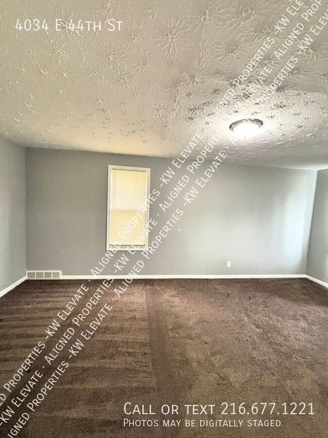 Building Photo - 4034 E 44th St
