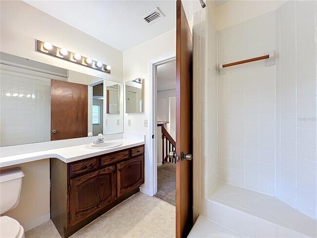 Building Photo - 4119 Waterview Loop