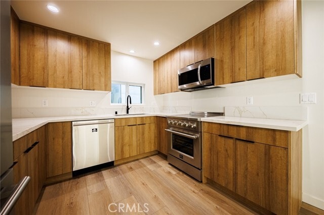 Building Photo - 5933 Comey Ave
