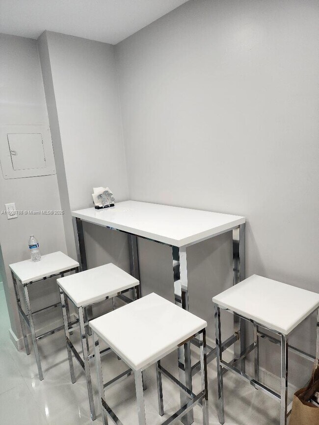 Building Photo - 1890 S Ocean Dr