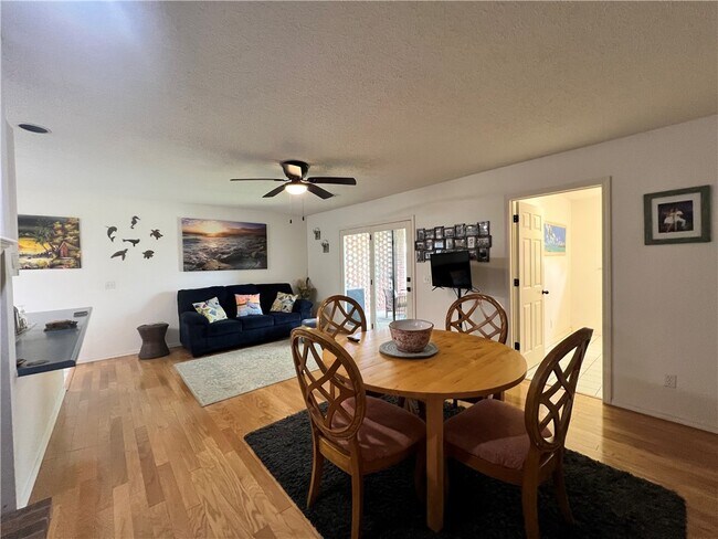 Building Photo - 2009 S 11th St