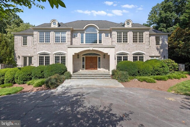 Building Photo - 2608 Geneva Hill Ct