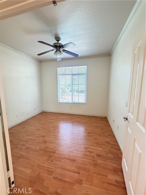Building Photo - 8215 E White Oak Ridge
