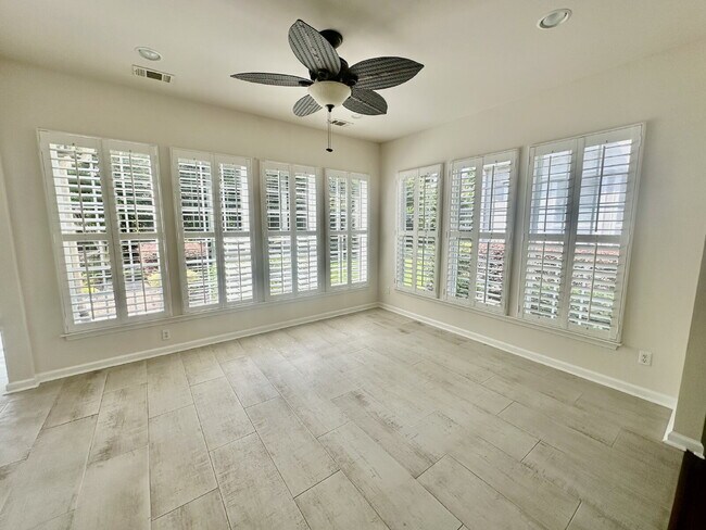Building Photo - Spacious Updated Home in Sun City!