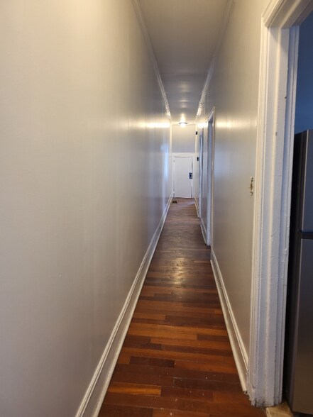 Building Photo - 4834 Sansom St