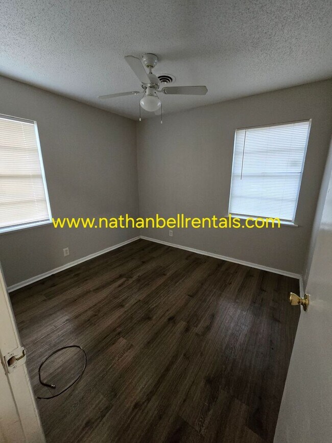 Building Photo - 2485 Cypress Dr