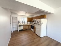 Building Photo - 475 N 1465 W