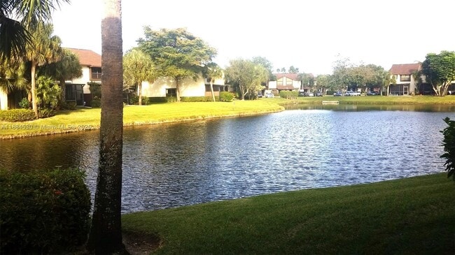 Building Photo - 4599 Carambola Cir S