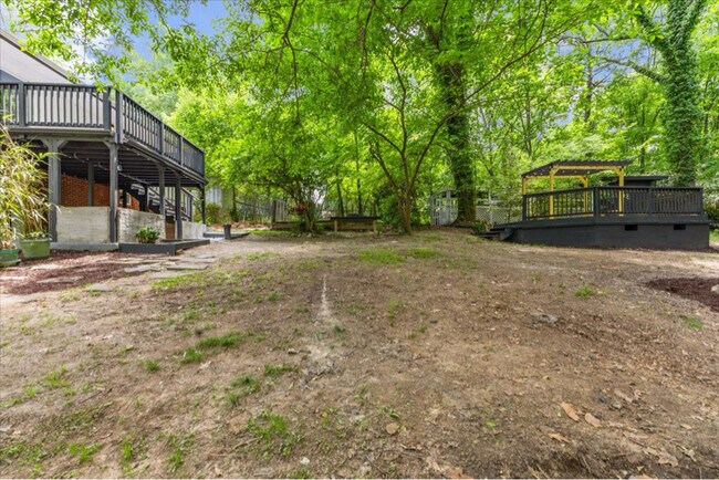 Building Photo - 2904 Sprucewood Dr