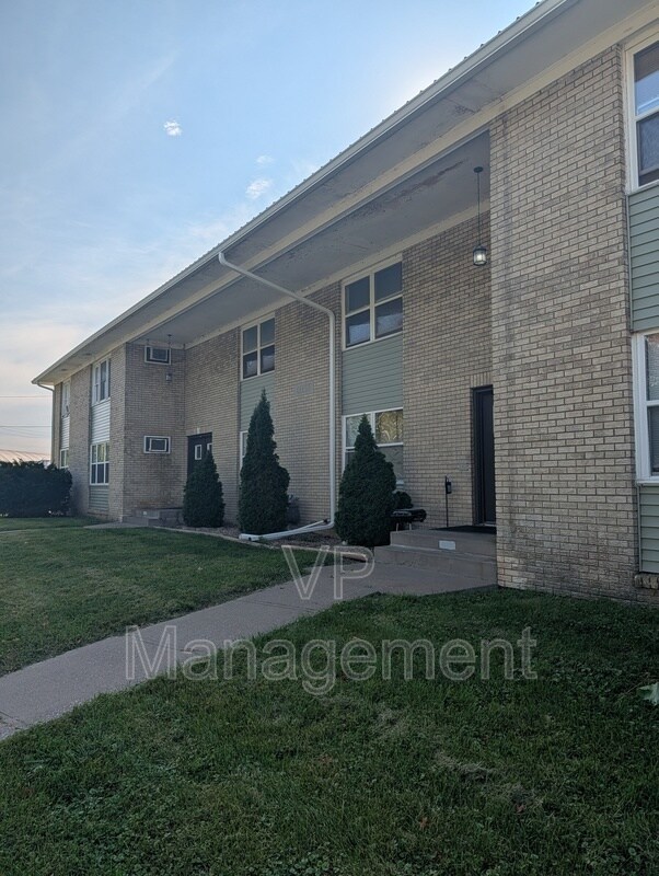 Building Photo - 2609 Diehn Ave