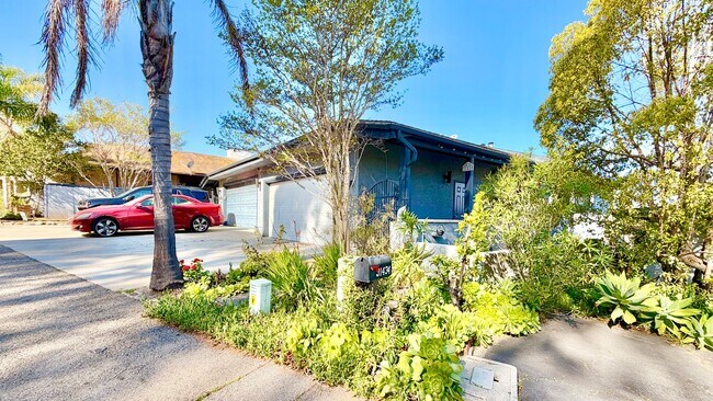 Building Photo - Sweet Two-Story Home with Amazing Views in Bonsall, Overlooking the San Luis Rey Downs Preserve!