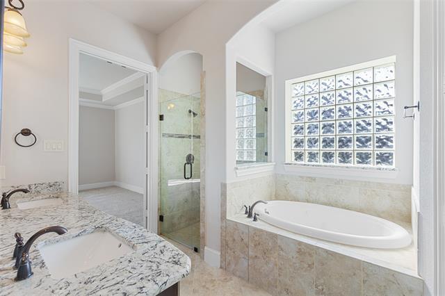 Building Photo - 4904 Dunland Dr