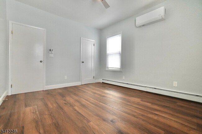 Building Photo - 43 Peck Ave