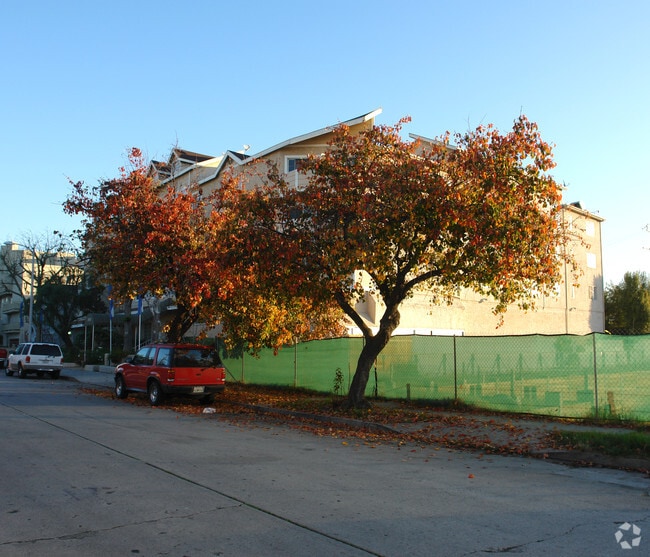 Building Photo - Regency Square Apartments
