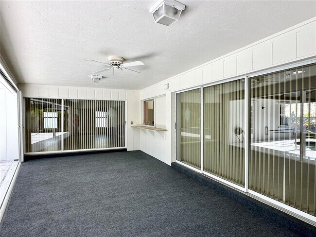 Building Photo - 5024 Southern Pine Cir