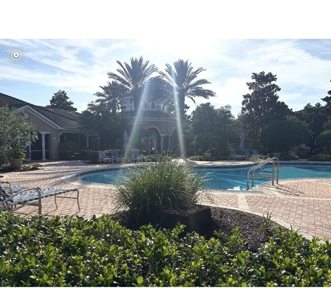 Building Photo - Mirabella Condo Close To Everything