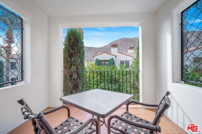 Building Photo - 48573 Classic Dr