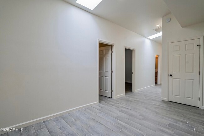 Building Photo - 2028 S College Ave