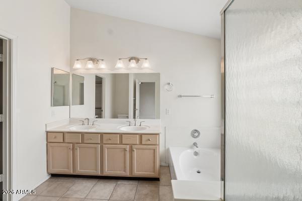 Building Photo - 13364 W Wilshire Dr