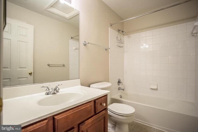 Building Photo - 6513 Trask Terrace