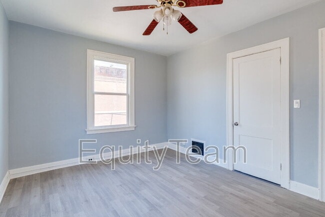 Building Photo - 3025 Gilbert Ave