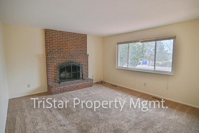 Building Photo - 4404 N Chestnut St
