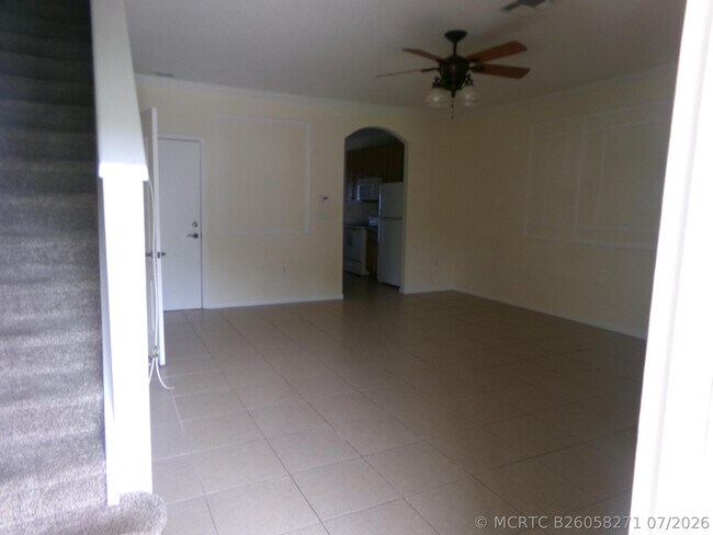Building Photo - 2132 SE Eatonville Dr